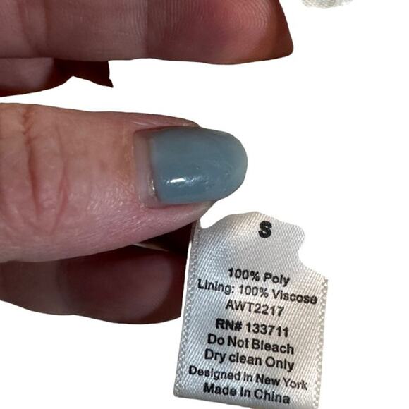 The Addison Story Anthro Cream & Gold Sleeveless Peplum Blouse Women Sz S - Picture 11 of 11